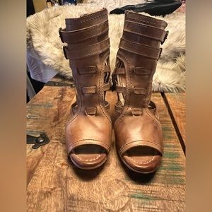 FREEBIRD TIARA SIZE 10